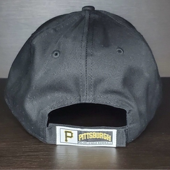 New Era 9Forty Pittsburgh Pirates Cap Snap Back Black Color - Picture 4 of 5